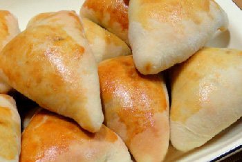 esfiha-frango-com-catupiry